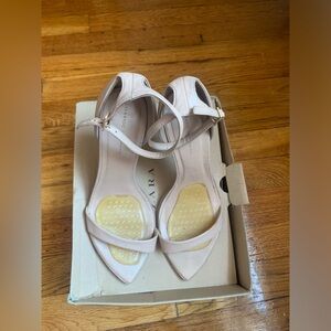 Zara basic shoes size 7 1/2 gently worn